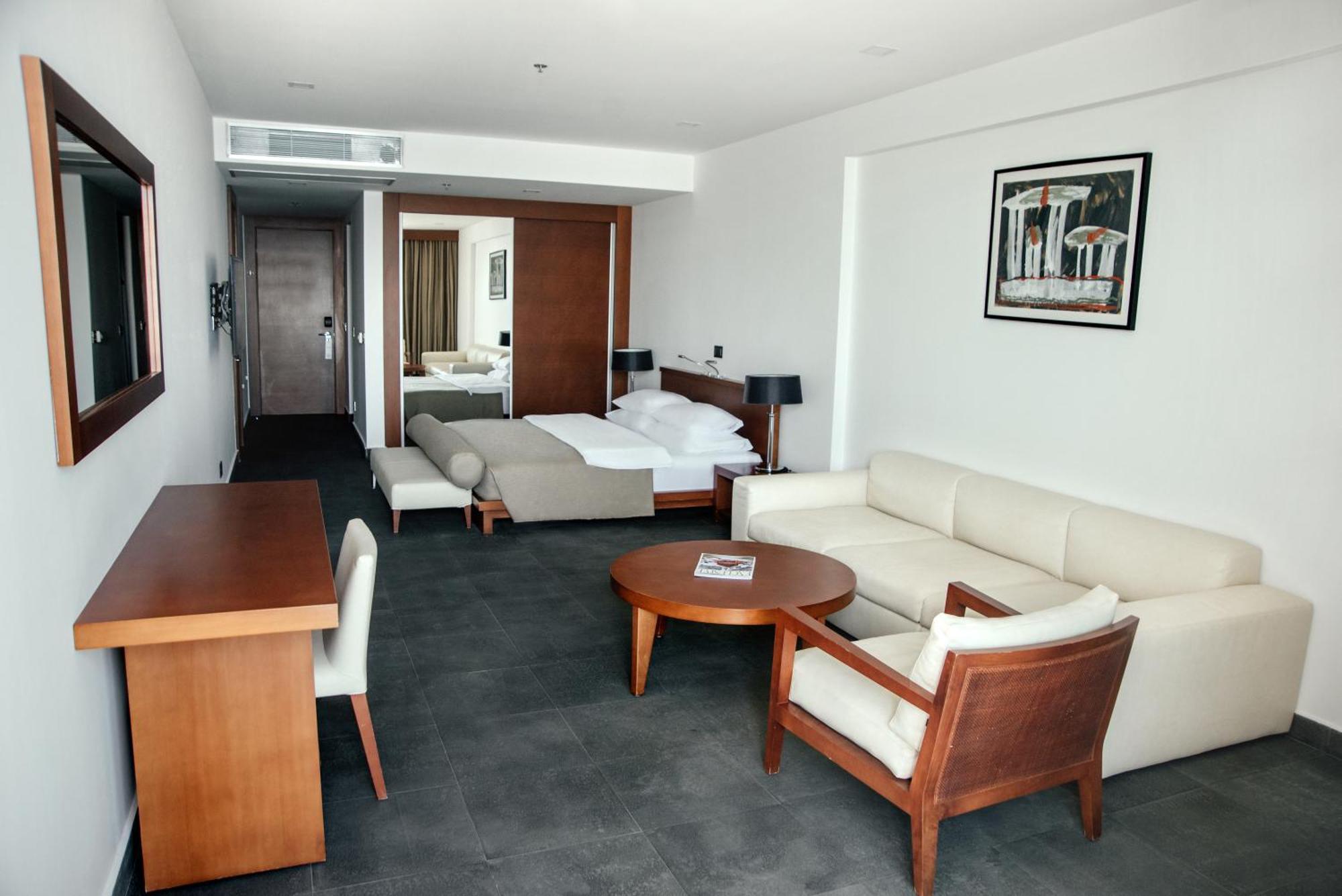 Hotel Avala & 4*