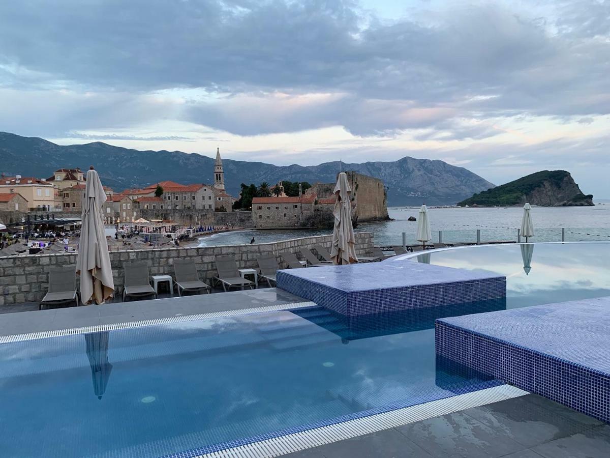 Hotel Avala & 4*